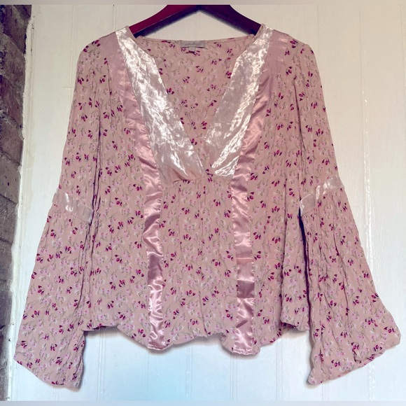 *3 for $20* Boho Blouse, Pink Floral, Satin & Velvet Accents, Bell Sleeves, 0X. - Picture 1 of 8